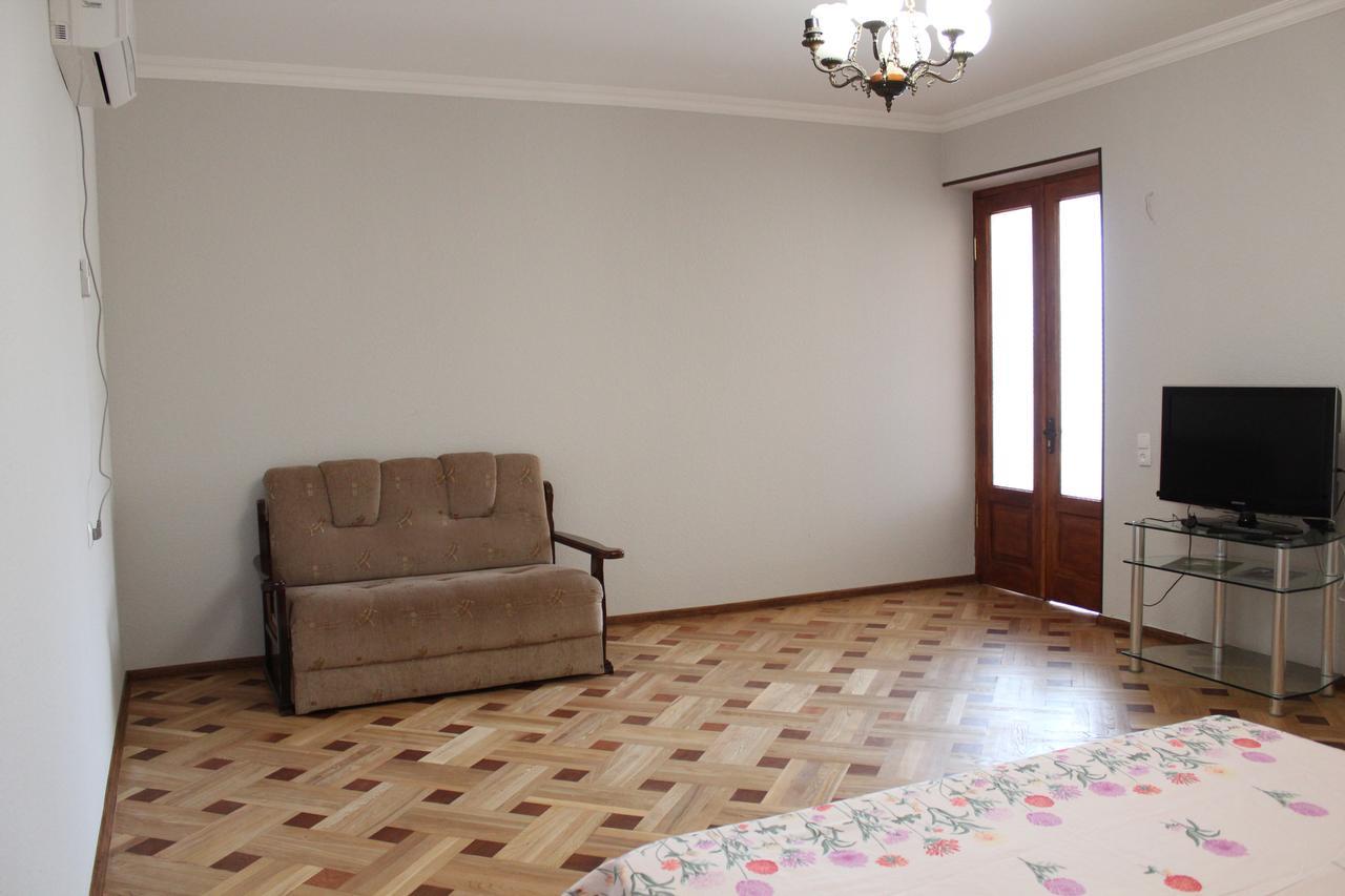 Guest House Stefanos Tbilisi Eksteriør bilde